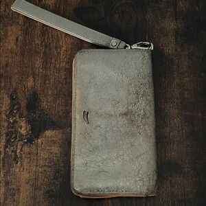 Elegant Women's gold Leather Wristlet